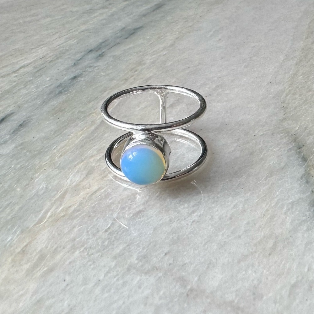 NWOT Sundance Beneath the Bay Ring, Opalite, Sterling Silver - Picture 3 of 5